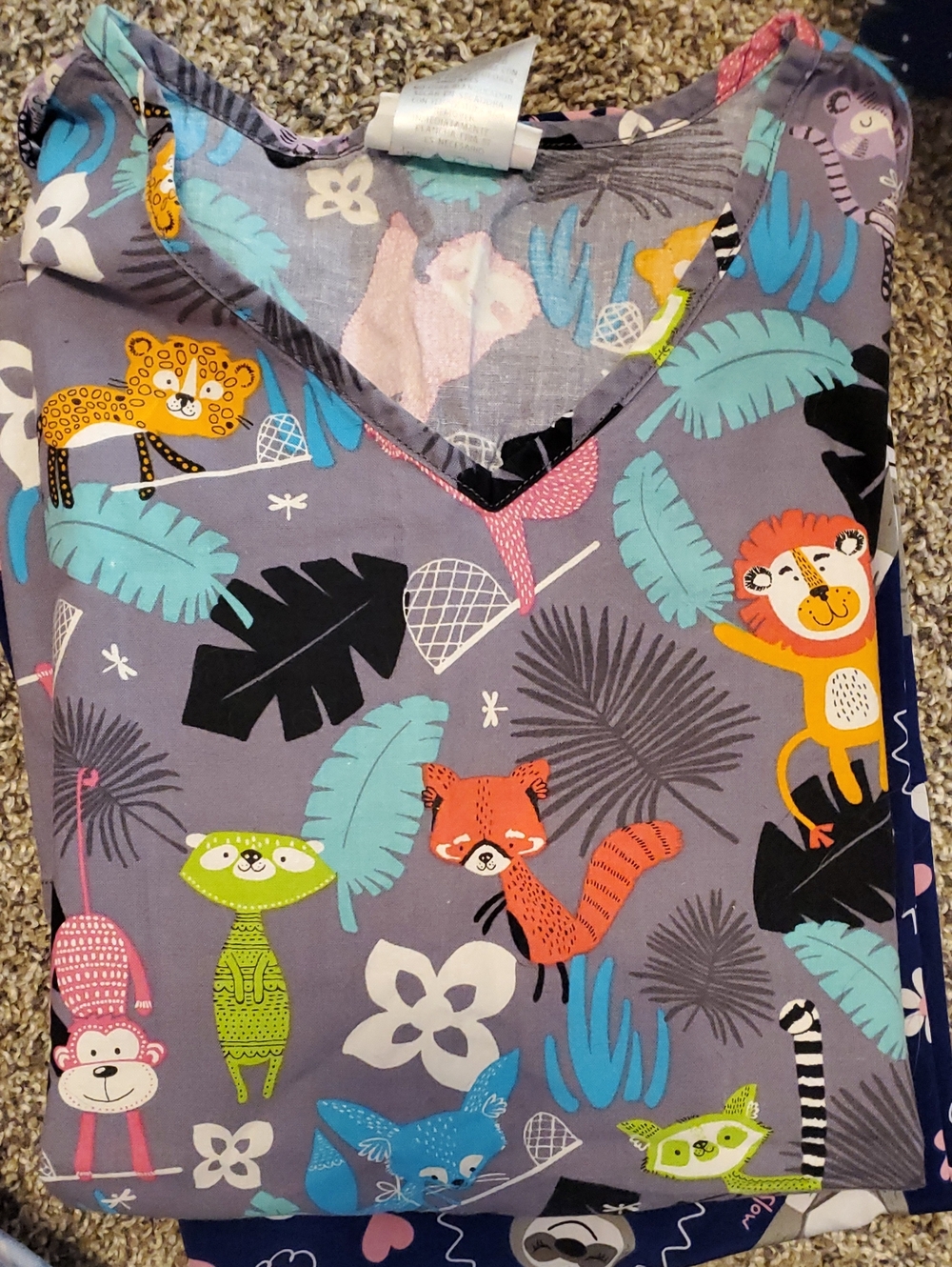Mixed Printed Scrub Tops Bundle — Floral, Animal & Holiday Prints - Picture 6 of 6